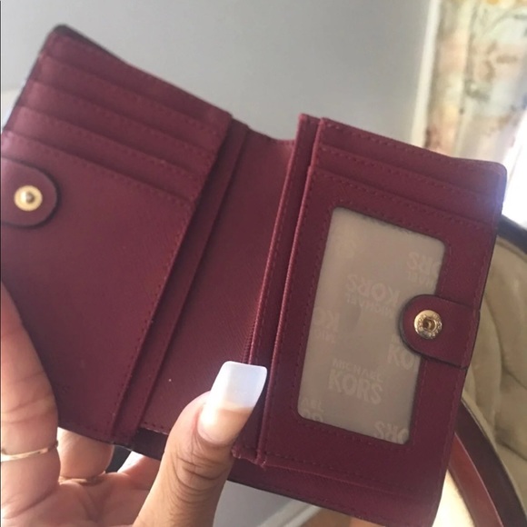 Michael kors wallet - Picture 2 of 4